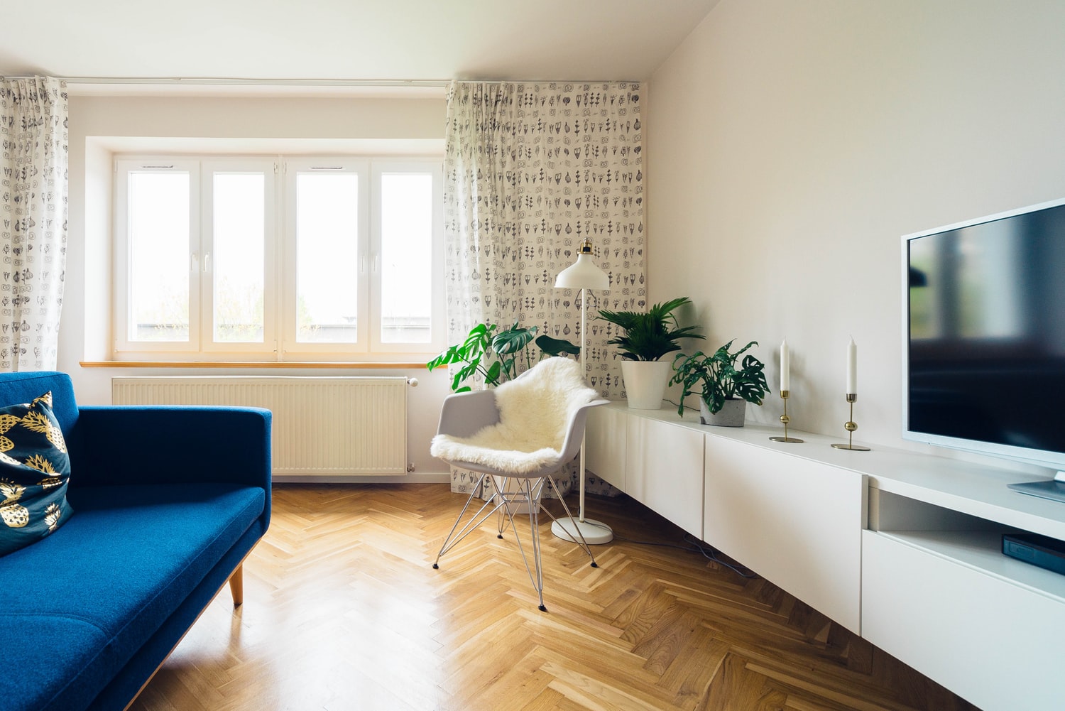 Renovating a Living Room? Experts Share Their Secrets